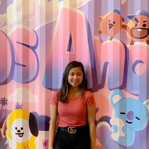 Meet your Posher, Caitlyn